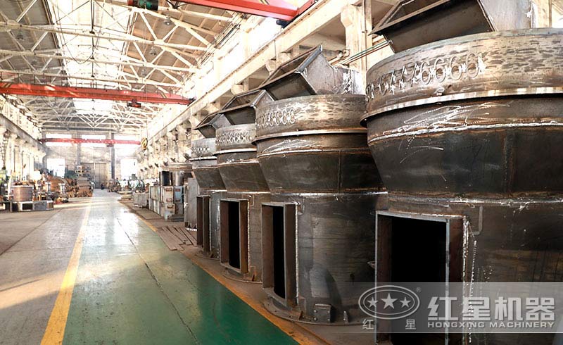 雷蒙磨粉機生產車間 雷蒙磨粉機生產車間