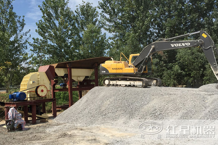 重錘式打沙機工作現場 重錘式打沙機工作現場