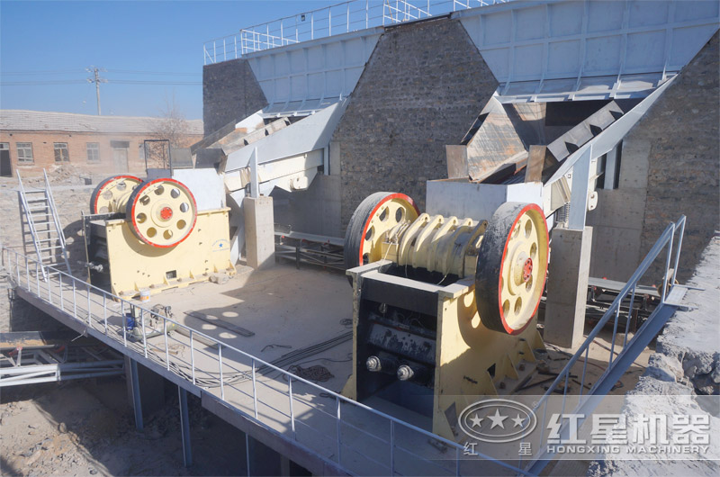 顎式破碎機工作現場實拍 顎式破碎機工作現場實拍