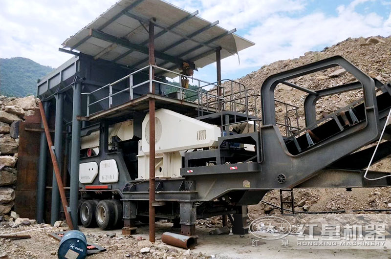 移動(dòng)石料制砂機(jī)工作現(xiàn)場 移動(dòng)石料制砂機(jī)工作現(xiàn)場