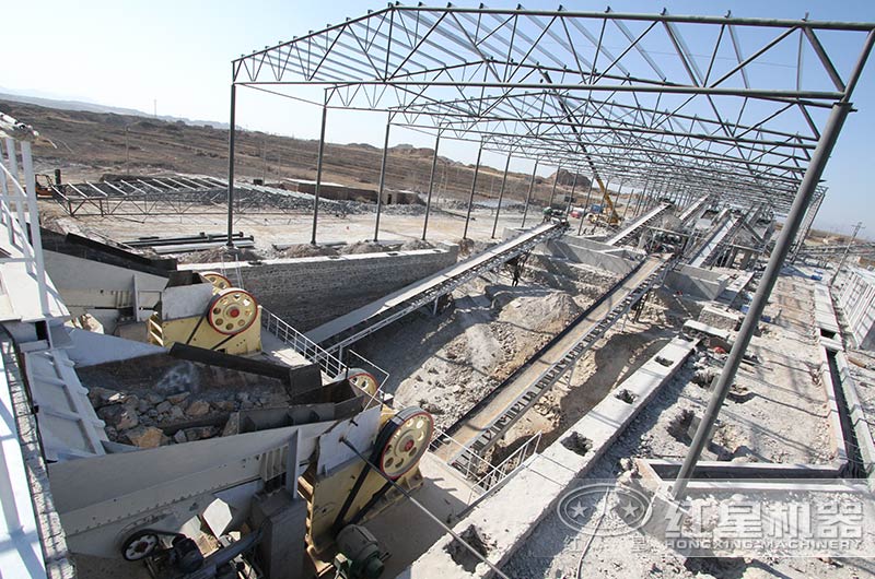 顎破大型生產現場 顎破大型生產現場