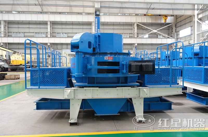 河卵石制沙機(jī)車間設(shè)備實(shí)景圖 河卵石制沙機(jī)車間設(shè)備實(shí)景圖