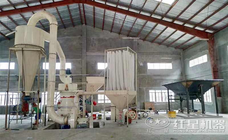 雷蒙磨粉機工作現場實拍 雷蒙磨粉機工作現場實拍