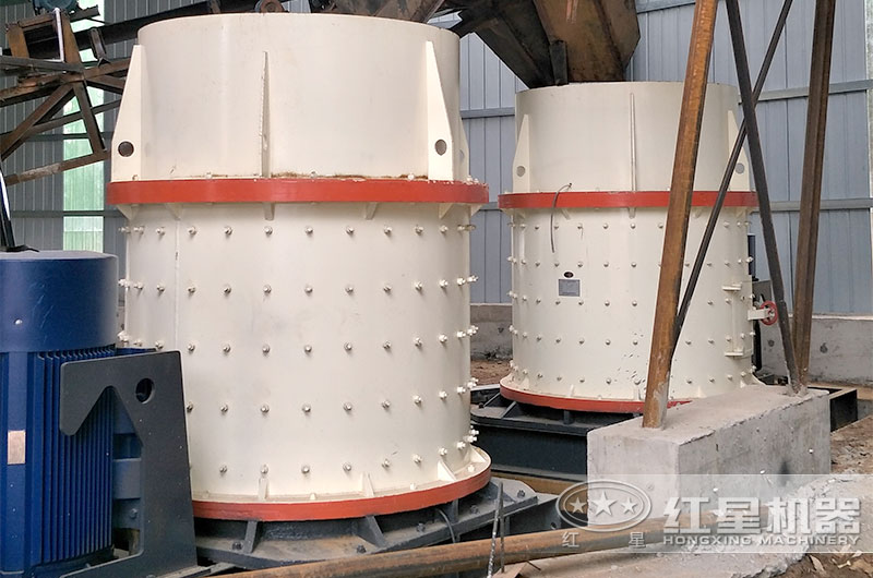 大型立式破碎機生產現場 大型立式破碎機生產現場