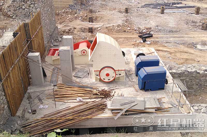 1615重錘破碎機參數_產量是多少？