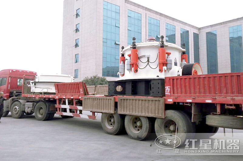 紅星鵝卵石碎石設備發貨現場 紅星鵝卵石碎石設備發貨現場