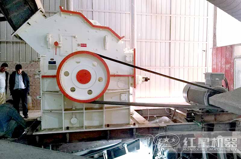 煤矸石制砂機現(xiàn)場安裝 煤矸石制砂機現(xiàn)場安裝
