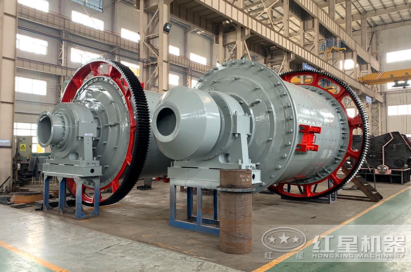 小型球磨機車間實拍,型號齊全 小型球磨機車間實拍,型號齊全