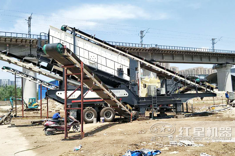 輪胎式破碎機作業 輪胎式破碎機作業