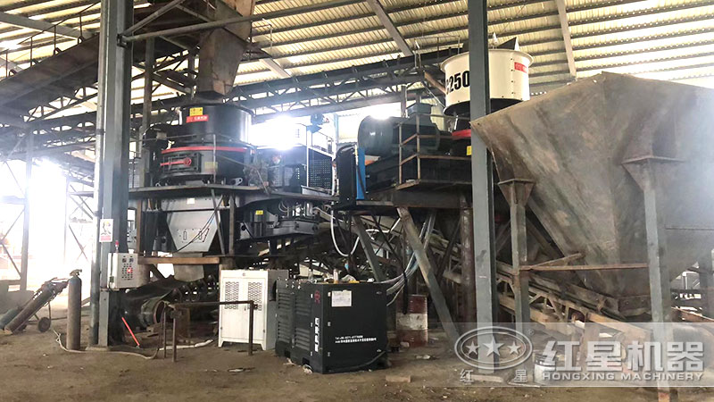 什么樣的石頭可以制作成沙子？石頭打的沙子叫什么？