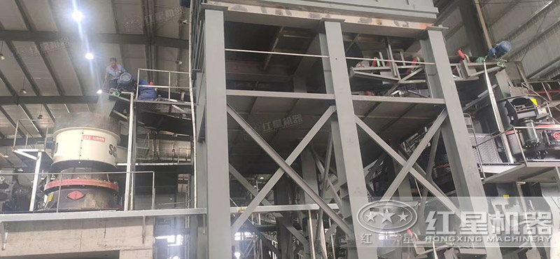 時產300噸花崗巖制砂生產現場-圓錐破/制砂機