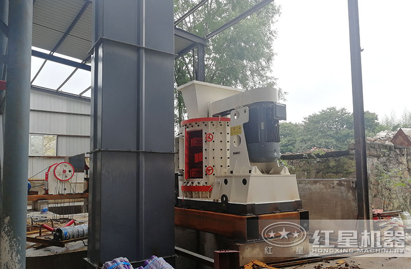鄂破+復合破配置的碎沙機一套生產線 鄂破+復合破配置的碎沙機一套生產線